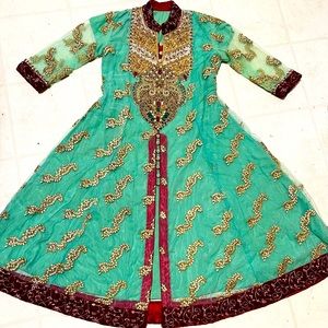 Indian/Pakistani shirt and trousers